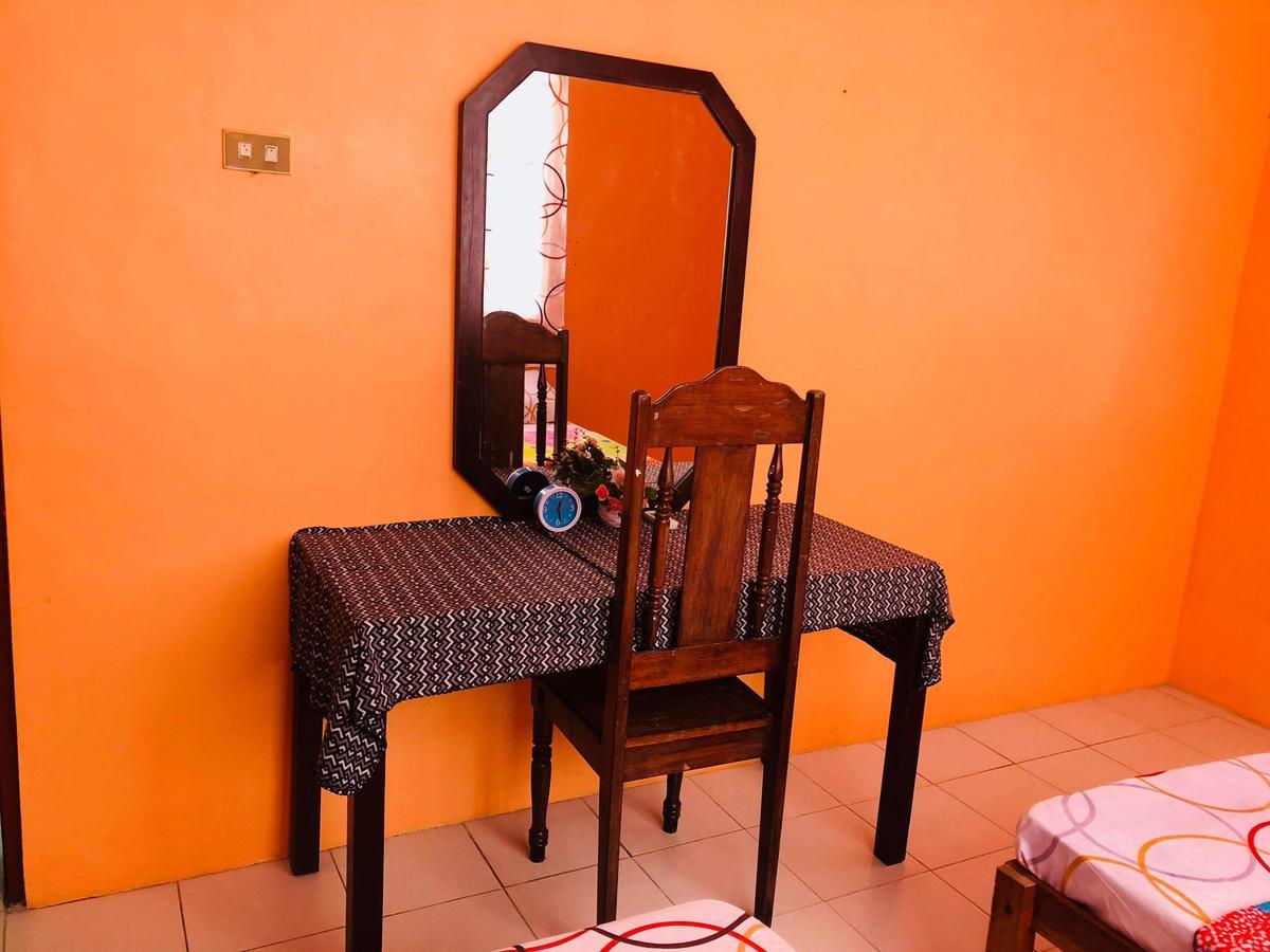 Colors Boutique Hostel Puerto Princesa Extérieur photo