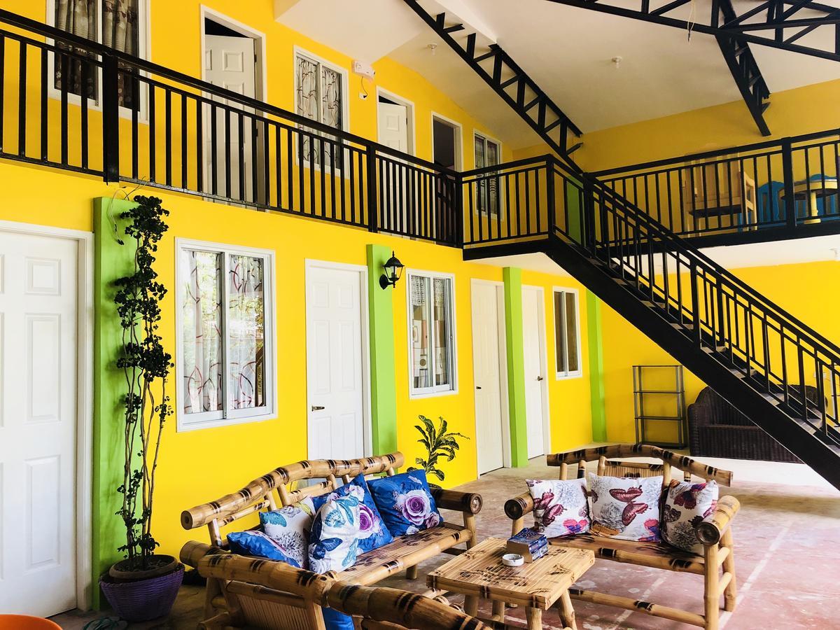 Colors Boutique Hostel Puerto Princesa Extérieur photo