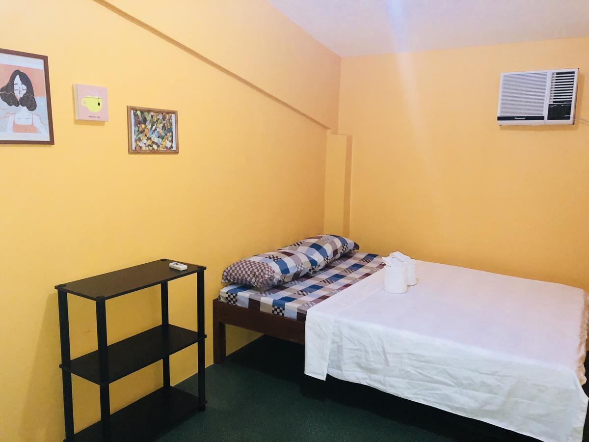Colors Boutique Hostel Puerto Princesa Extérieur photo